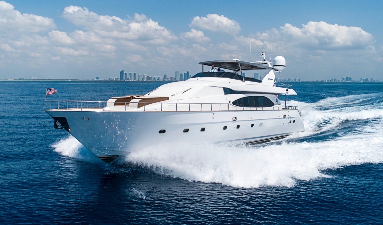 85 Azimut 