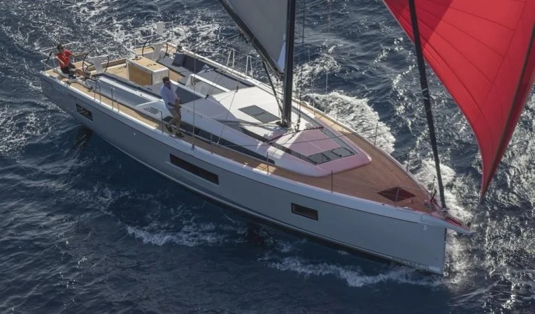 51 Beneteau 