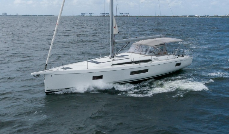 51 Beneteau 