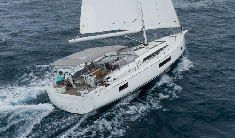51 Beneteau 
