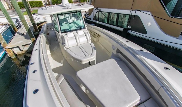 42 Hydra Sports Custom 