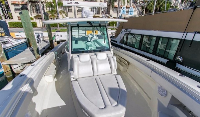 42 Hydra Sports Custom 