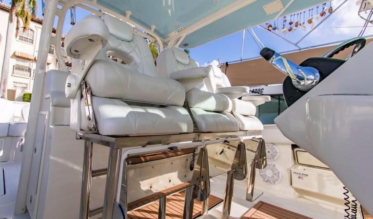 42 Hydra Sports Custom 