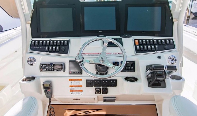 42 Hydra Sports Custom 