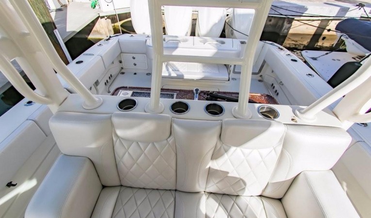 42 Hydra Sports Custom 