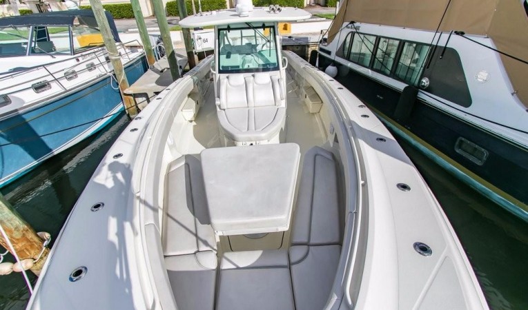 42 Hydra Sports Custom 