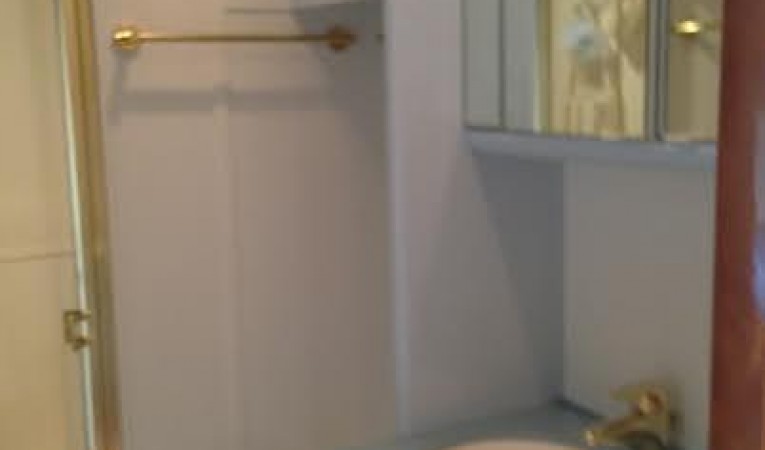 85 SHOELL MARINE STARBOARD GUEST S/R