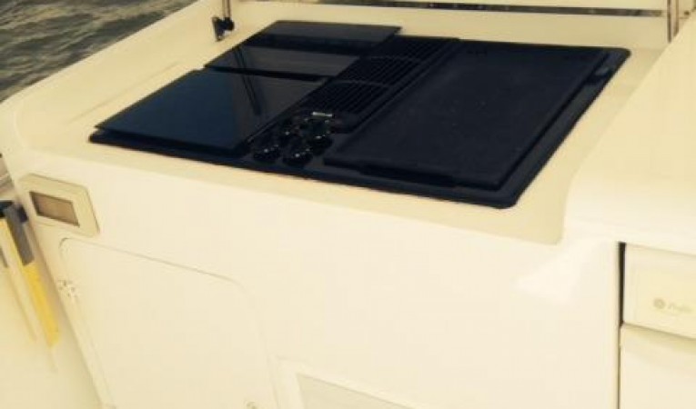 85 SHOELL MARINE COCKPIT