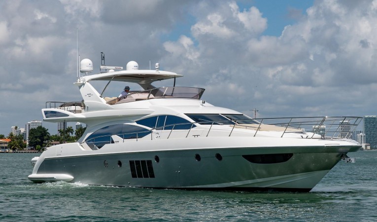70 Azimut 