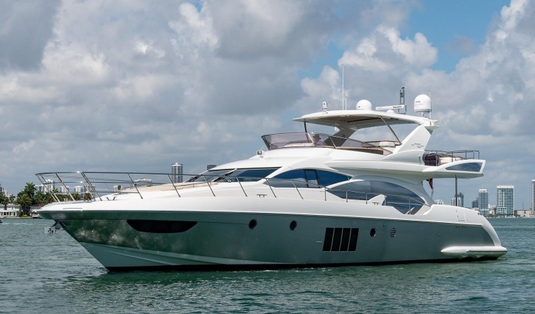 70 Azimut 