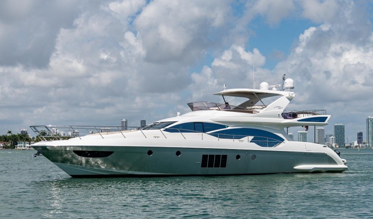 70 Azimut 