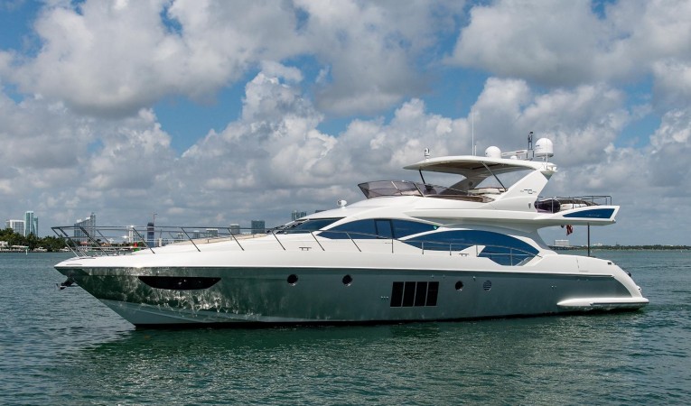 70 Azimut 