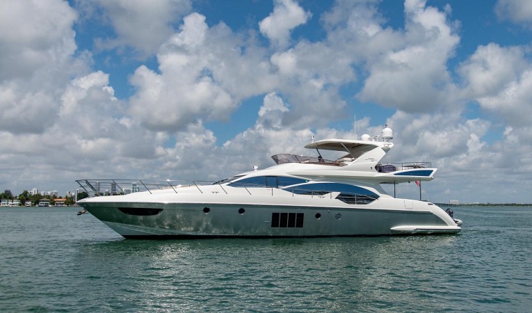 70 Azimut 