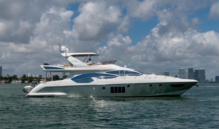 70 Azimut 