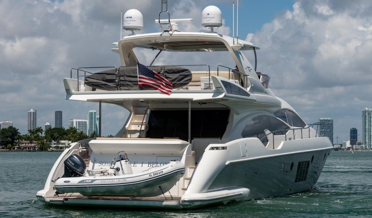 70 Azimut 