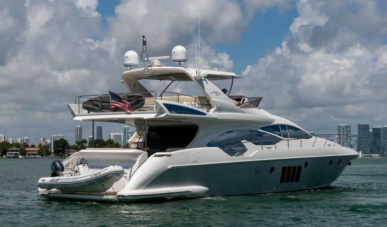 70 Azimut 