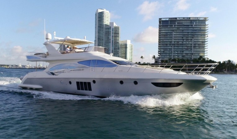 70 Azimut 