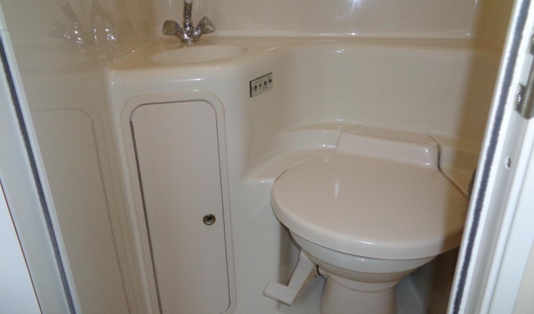 41 Sea Ray 410 Searay