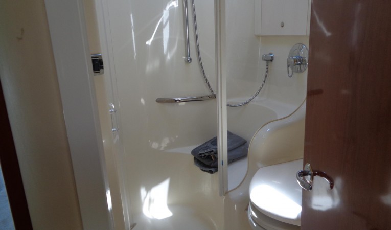 41 Sea Ray 410 Searay