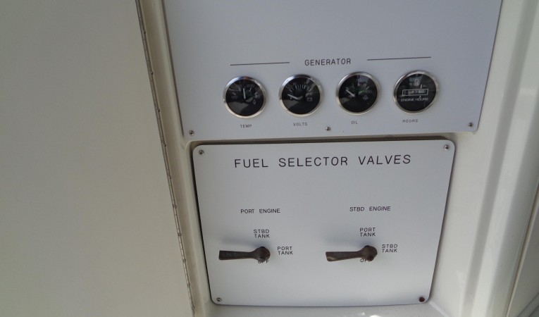 41 Sea Ray 410 Searay