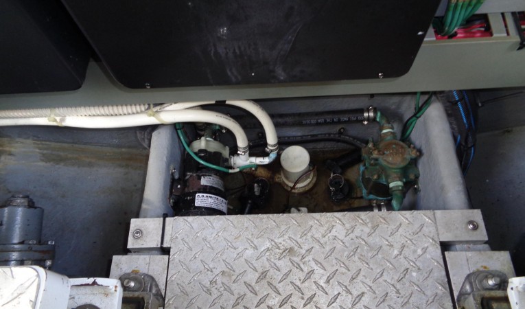 41 Sea Ray 410 Searay