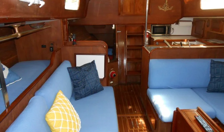 38 Morgan looking aft