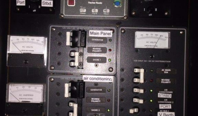 40 Catalina 110V aux panel