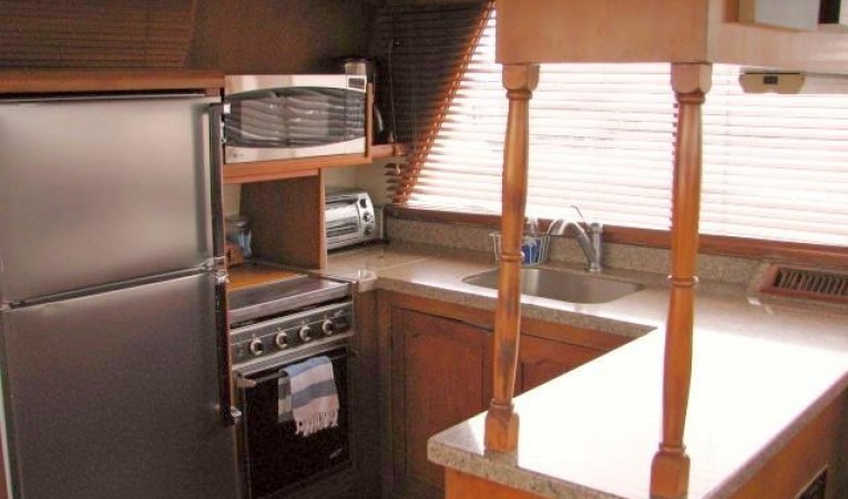 52 Sea Ranger Galley