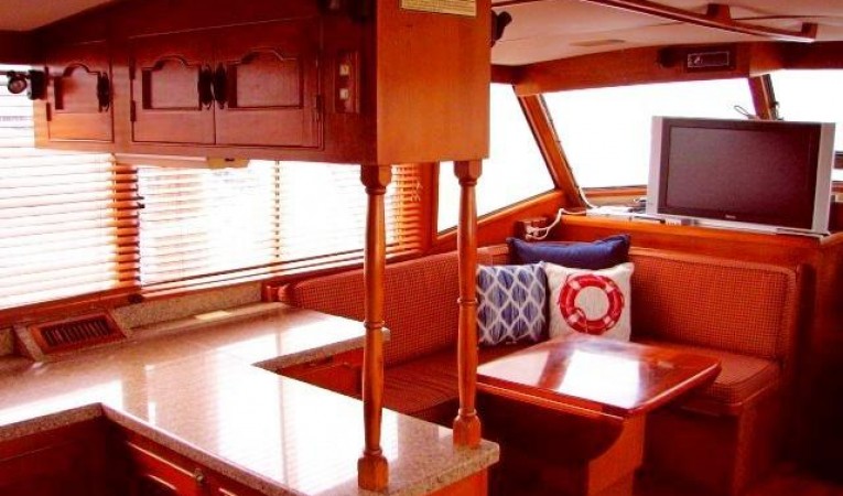 52 Sea Ranger Salon and Dining Table