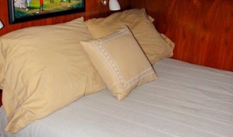 52 Sea Ranger Guest Stateroom Double Berth