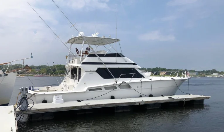 54 Hatteras 