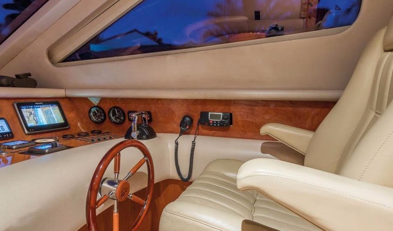 70 Azimut 