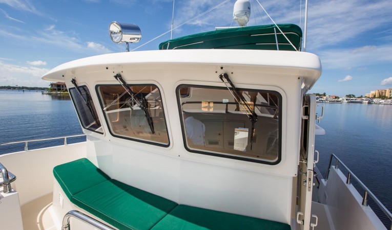 43 Selene Bow Seating/PH