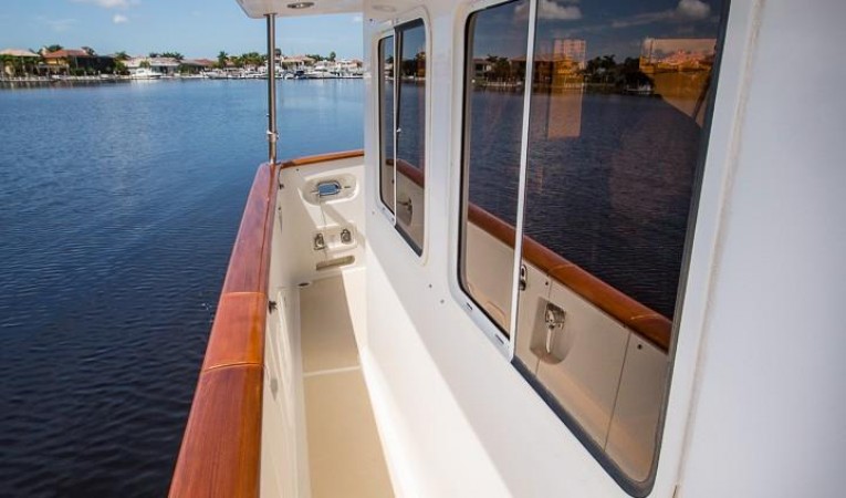 43 Selene Covered Wide Side Decks