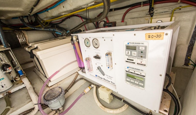 43 Selene Water Maker