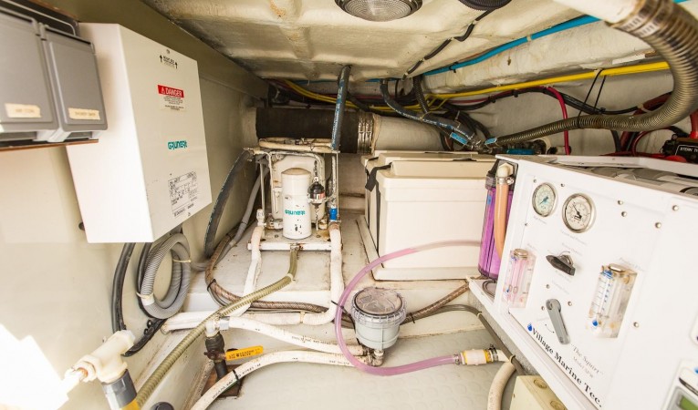 43 Selene Aft Lazzerette