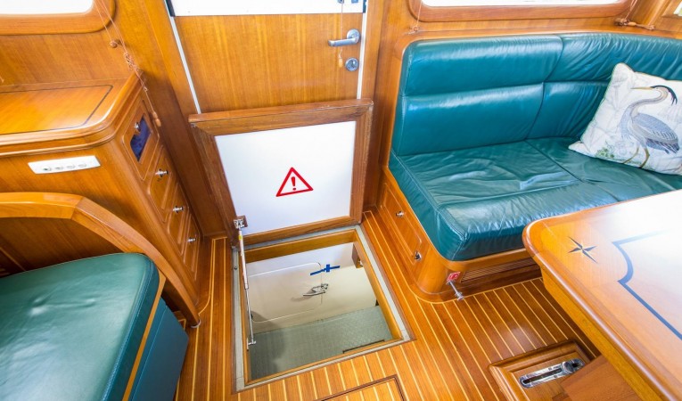 43 Selene Lazzerette