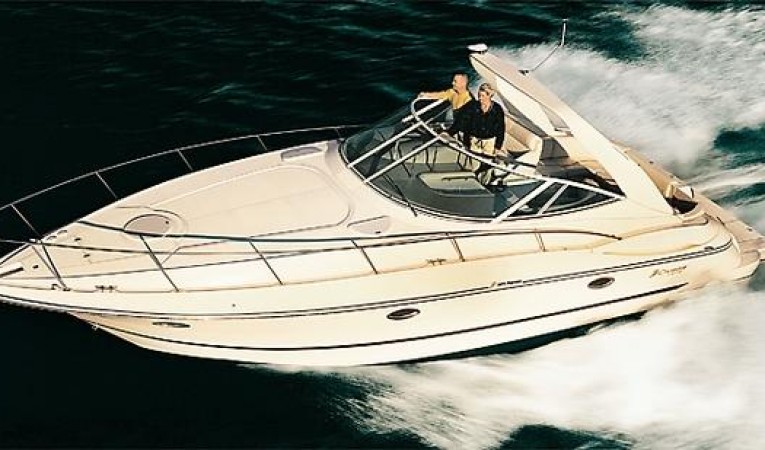 34 Cruisers Yachts Manufacturer Provided Image: 3470 Express