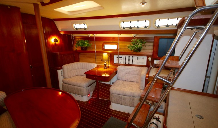 38 Morgan Cross view of salon