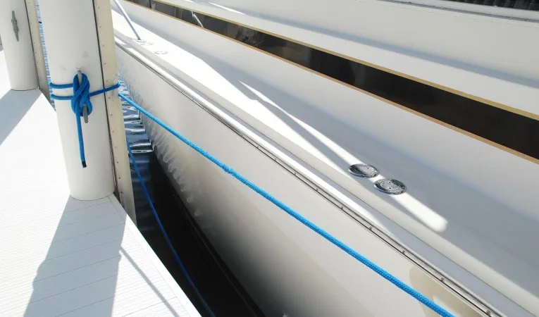 60 Bertram Hull Port Side