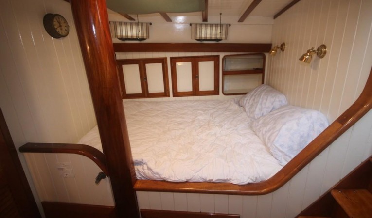 48 Covey Island Forward berth