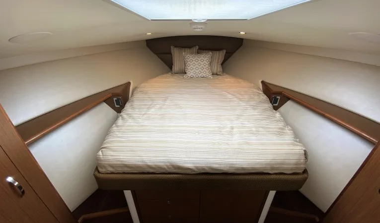 41 Cabo Master stateroom