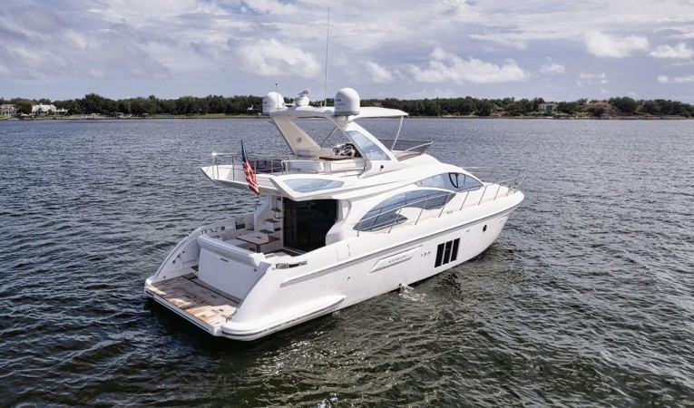 54 Azimut 