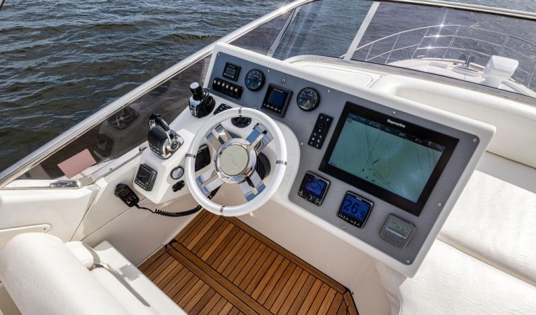 54 Azimut 