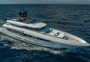138' Mangusta 2016