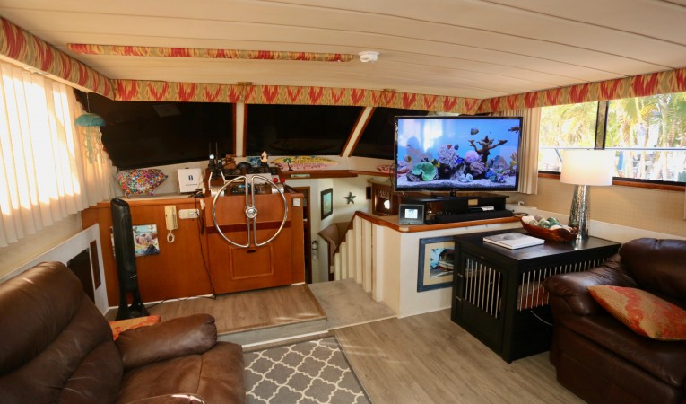 57 President Salon and Lower Helm