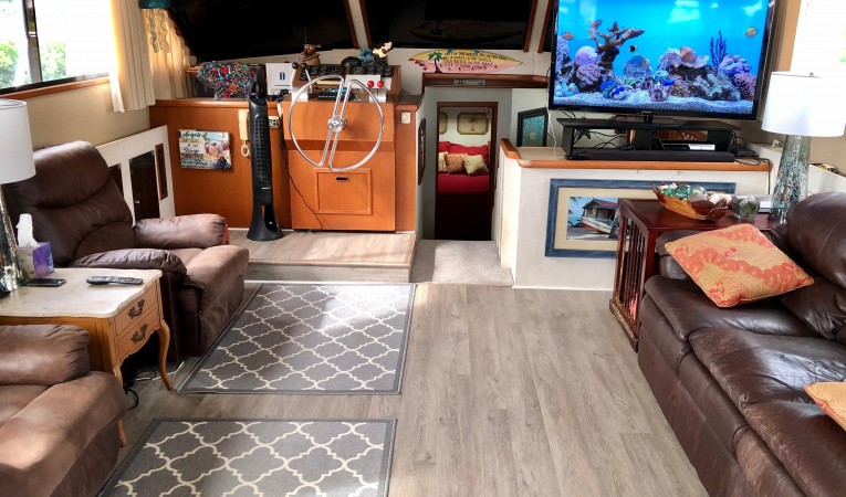 57 President Salon and Lower Helm