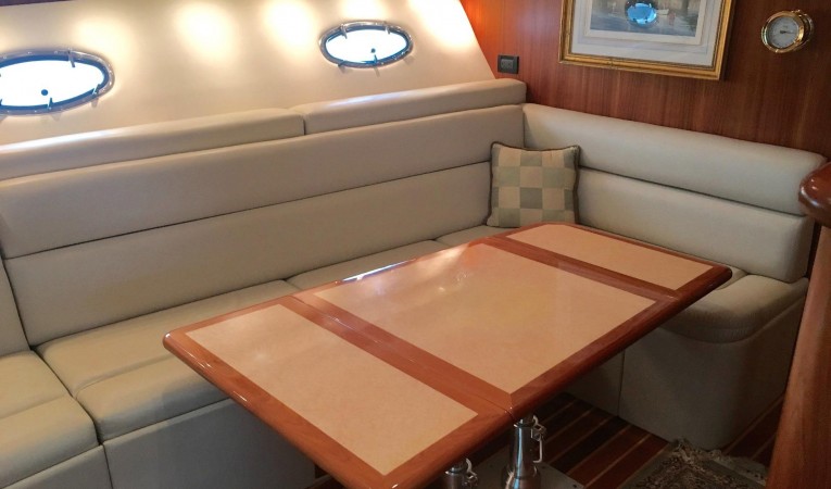 42 Tiara Tiara 4200 open