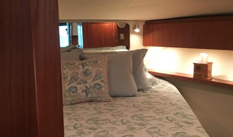 42 Tiara Tiara 4200 open