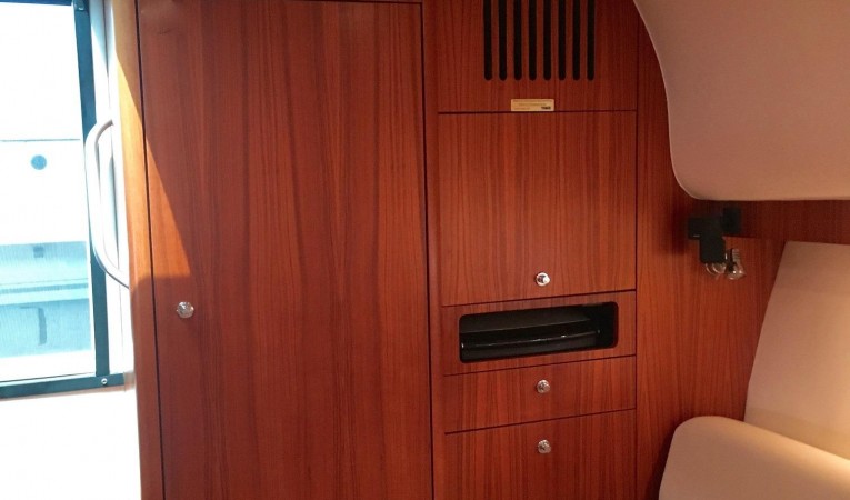 42 Tiara Tiara 4200 open